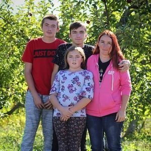 Meet your Posher, Sonya